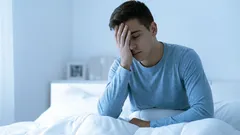 睡眠不足の日に集中力を維持する方法：眠れない夜の後の対処法