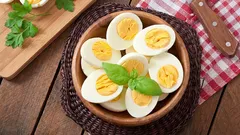 プロの料理人がなぜ卵を沸騰させた後に煮続けないのか:完璧な料理の秘訣